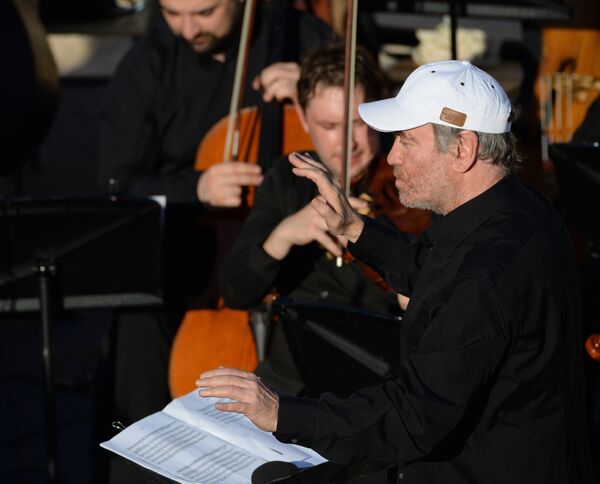 L'orchestre symphonique du théâtre Mariinsky dirigé par Valeri Guerguiev donne un concert à Palmyre - Sputnik Afrique