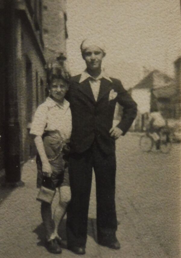 Igor et Pavel, un évadé blessé à la tête : ‘’Rien de grave’’ - Sputnik Afrique