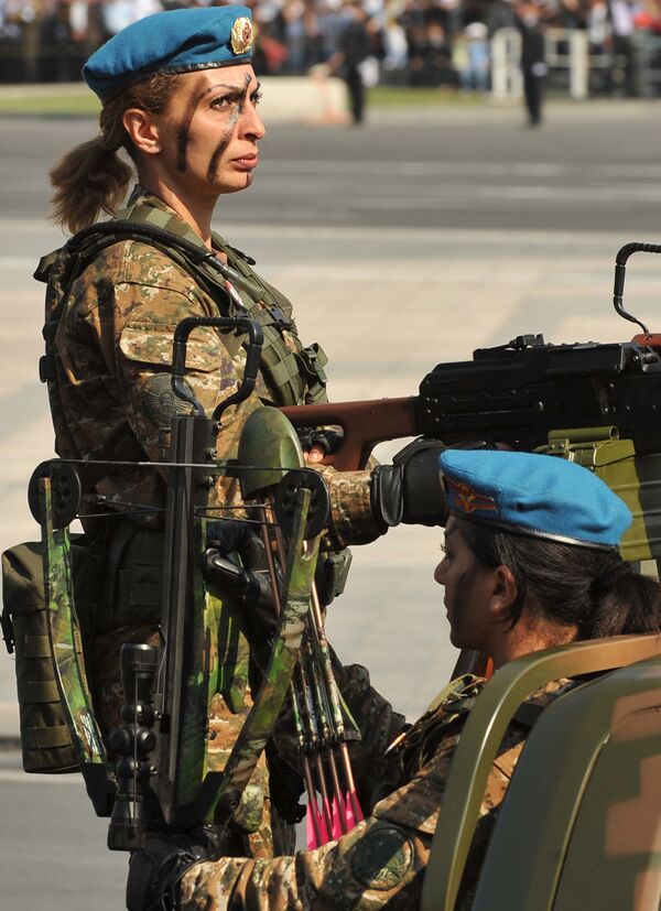 L’uniforme militaire féminin à travers le monde - Sputnik Afrique