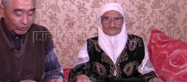 Tanzilia Bissembeeva, doyenne de l'humanité, née en 1896 - Sputnik Afrique