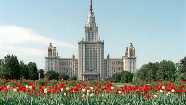Le Bâtiment principal de l'Université de Moscou - Sputnik Afrique
