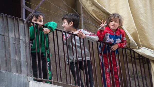 Des enfants syriens à Alep - Sputnik Afrique