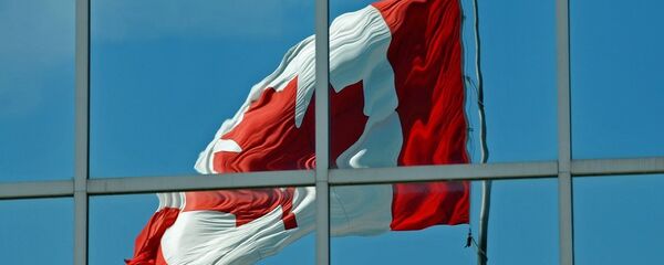 Reflet du drapeau canadien Reflet du drapeau canadien - Sputnik Afrique