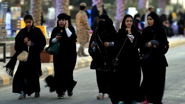 Des femmes saoudiennes - Sputnik Afrique