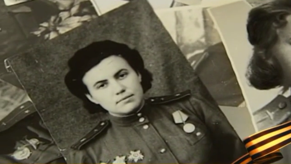 Irina Rakobolskaïa quand elle faisait partie du légendaire régiment des sorcières nocturnes - Sputnik Afrique