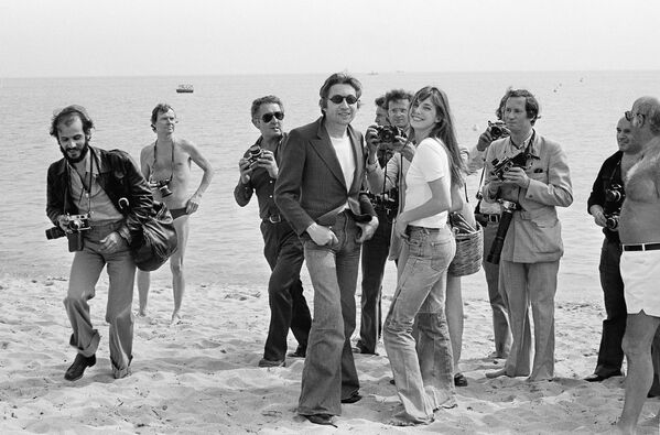 Les stars sur la plage lors du festival de Cannes au fil des années - Sputnik Afrique
