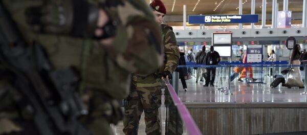 Une sœur de « la voix de Daech » et son mari, de retour de Syrie, arrêtés en France - Sputnik Afrique