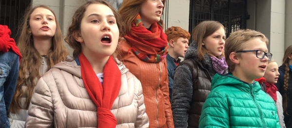 Quand les enfants russes cherchent à conquérir le cœur des Français - Sputnik Afrique