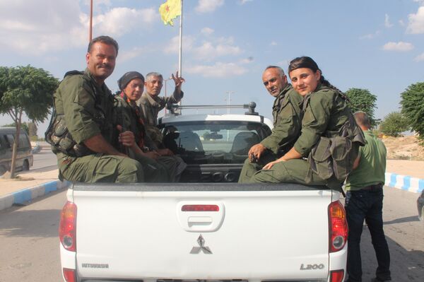 Les Forces démocratiques syriennes sur point de libérer Raqqa - Sputnik Afrique