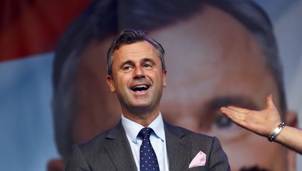 Austrian far right Freedom Party (FPOe) presidential candidate Norbert Hofer arrives for his final election rally in Vienna, Austria, May 20, 2016. - Sputnik Afrique