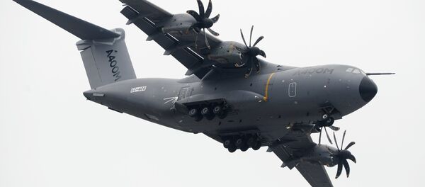 L'avion de transport militaire Airbus A400M au 51 ème Salon du Bourget Paris Air Show - Le Bourget 2015 en France. - Sputnik Afrique