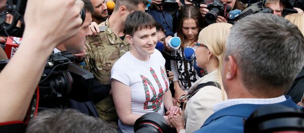 Nadejda Savtchenko de retour à Kiev - Sputnik Afrique