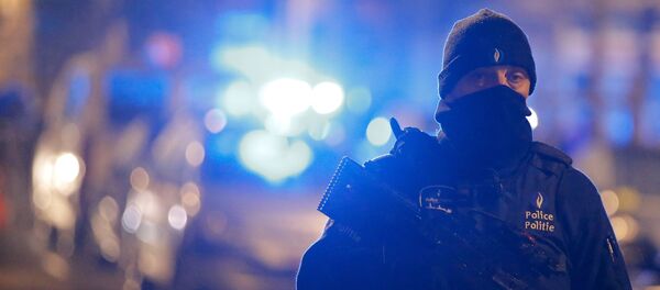 Un officier de police belge - Sputnik Afrique