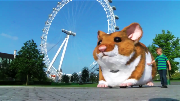 Un hamster géant à l’assaut de la capitale brittanique - Sputnik Afrique