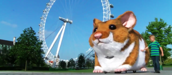 Un hamster géant à l’assaut de la capitale brittanique - Sputnik Afrique