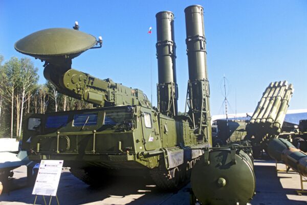 Système de défense antiaérienne S-300 Système de défense antiaérienne S-300 - Sputnik Afrique