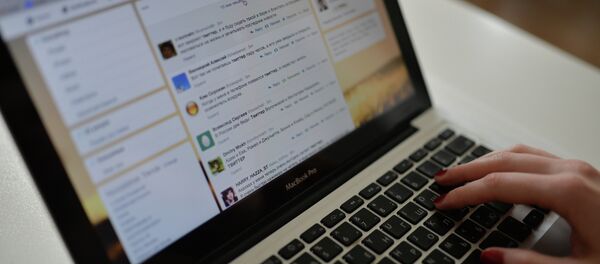 Surfer sur le web est néfaste pour votre sommeil - Sputnik Afrique