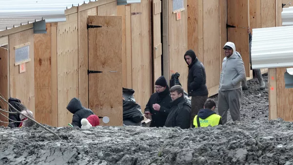 le premier camp humanitaire de France - Sputnik Afrique
