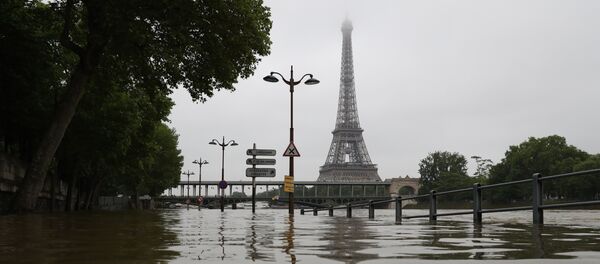 Une inondation à Paris en 2016 - Sputnik Afrique