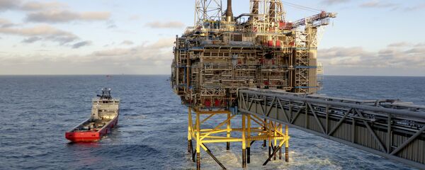 La plateforme de traitement du gaz et d'élimination du CO2 de la compagnie pétrolière et gazière Statoil près de la Stavanger, en Norvège, le 11 Février 2016 - Sputnik Afrique