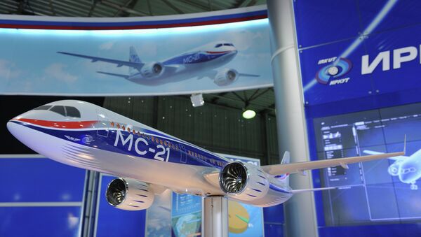 Le nouvel avion de ligne russe MC-21-300 présenté - Sputnik Afrique