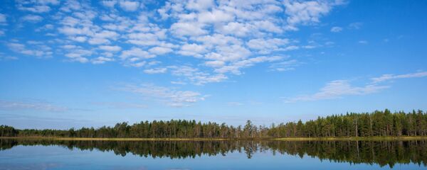 Lac en Russie. Image d'illustration - Sputnik Afrique