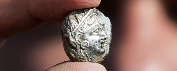 Des chercheurs découvrent le trésor d'un numismate de l'Antiquité - Sputnik Afrique