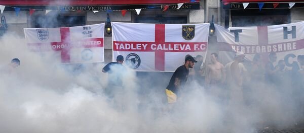 Bagarres lors de l'Euro 2016 à Marseille  - Sputnik Afrique