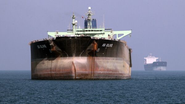 Un pétrolier iranien près du port de Bandar Abbas (Iran du Sud) - Sputnik Afrique
