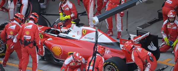 Le pilote de Ferrari, Kimi Raikkonen, pendant un GP de Russie de Formule 1 - Sputnik Afrique