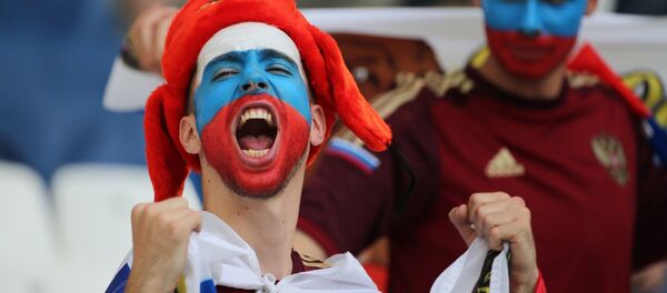 Certains fans russes détenus en France déjà libérés - Sputnik Afrique