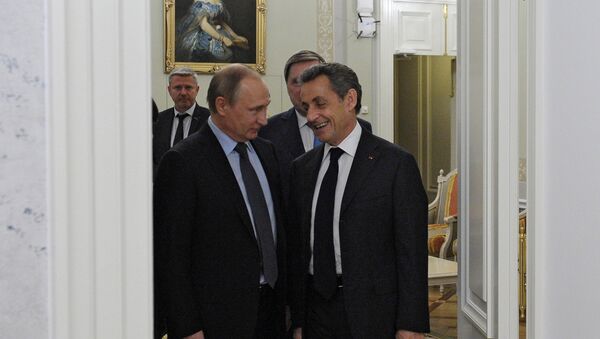 Dîner informel Poutine-Sarkozy près de Saint-Pétersbourg - Sputnik Afrique