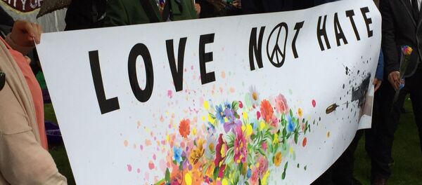 Edimbourg exprime le respect et la solidarité pour les victimes du massacre d'Orlando - Sputnik Afrique