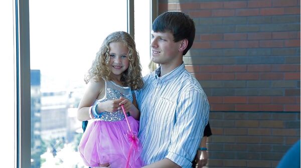 Une adoption émouvante en compagnie de princesses - Sputnik Afrique