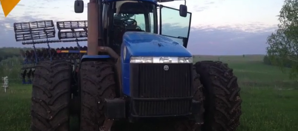 Un tracteur intelligent - Sputnik Afrique