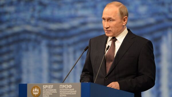 Poutine: la fuite des capitaux de Russie chute de cinq fois dès le début de l'année - Sputnik Afrique