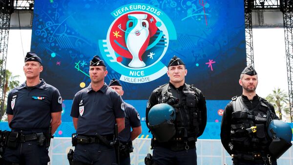 La police et les gendarmes français dans une fan-zone de l'Euro 2016 - Sputnik Afrique