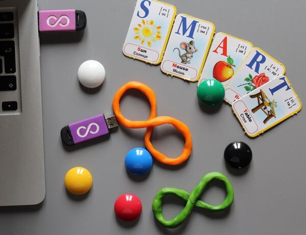 Une clé USB illimitée - Sputnik Afrique