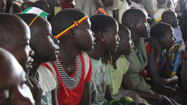 Petites filles ougandaises - Sputnik Afrique