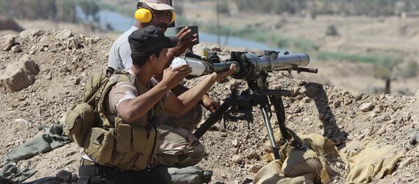 القوات العراقية تطلق النار فى الفلوجة - Sputnik Afrique