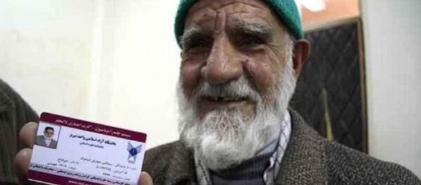 L’Iranien Mir-Qanbar Heidari Shishvan a décroché son master à 86 ans - Sputnik Afrique