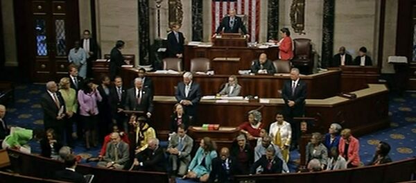 Vote sur les armes: la nuit des démocrates au Congrès - Sputnik Afrique