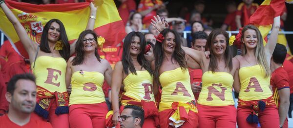 Supporters de l'équipe espagnole Supporters de l'équipe espagnole - Sputnik Afrique