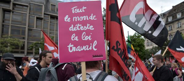 la loi Travail - Sputnik Afrique