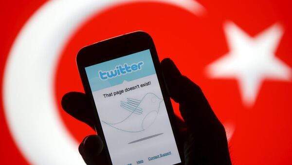 La Turquie bloque les réseaux sociaux après l'attentat d'Istanbul - Sputnik Afrique