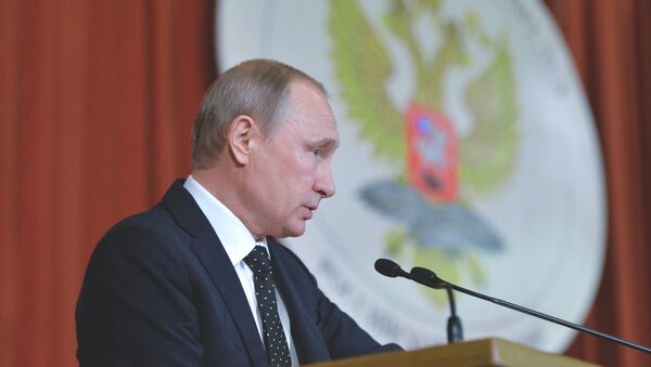 Президент РФ В. Путин выступил на совещании послов и постпредов РФ в иностранных государствах - Sputnik Afrique