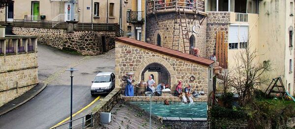 La fresque porte d'Aurec  dans son contexte urbain - Sputnik Afrique