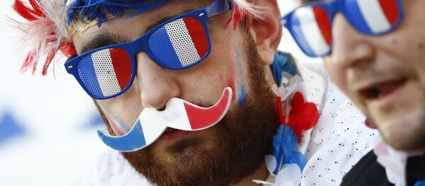 Football Soccer - Germany v France - EURO 2016 - Semi Final - Stade Velodrome, Marseille, France - 7/7/16 France fans inside the stadium before the game - Sputnik Afrique