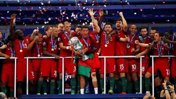les Portugais ont remporté la Finale de l'Euro 2016 - Sputnik Afrique