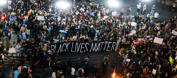 manifestation contre les violences policières à New-York manifestation contre les violences policières à New-York - Sputnik Afrique